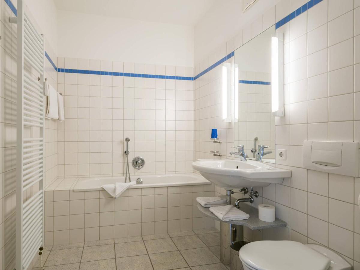Kaiservillen Heringsdorf - 1-Raum-Ferienwohnung Mit Balkon Dr3 Bagian luar foto